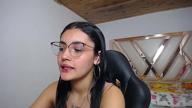 antonella sweetlittle online show from December 31, 2024, 3:31 pm
