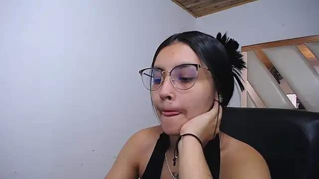 antonella sweetlittle online show from January 14, 2025, 12:35 pm