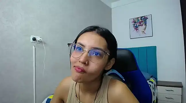antonella sweetlittle online show from February 18, 2025, 12:49 pm