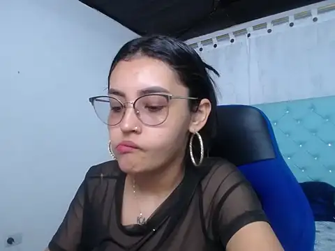 antonella sweetlittle online show from October 17, 2025, 12:41 pm