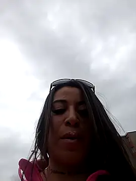 Alona Evans online show from March 14, 2025, 1:13 pm