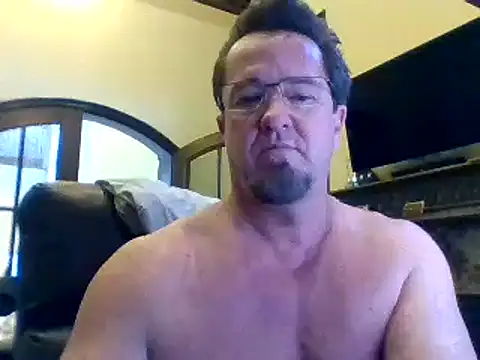 sluttydylan online show from January 9, 2025, 7:08 pm