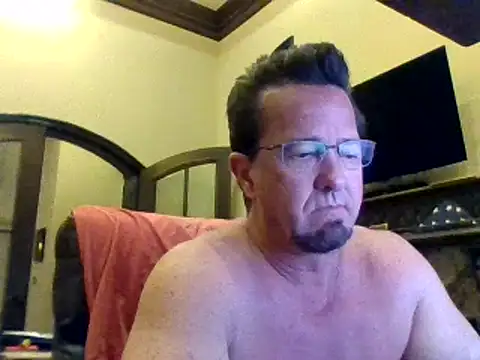 sluttydylan online show from February 22, 2025, 2:50 am