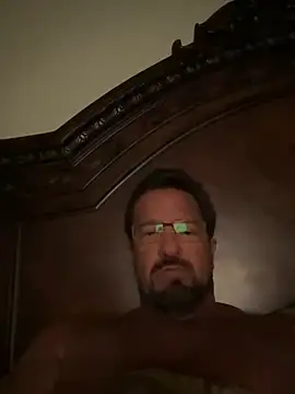 Snapshot of sluttydylan chatting on October 9, 2025, 6:33 am sluttydylan online show from October 9, 2025, 6:33 am