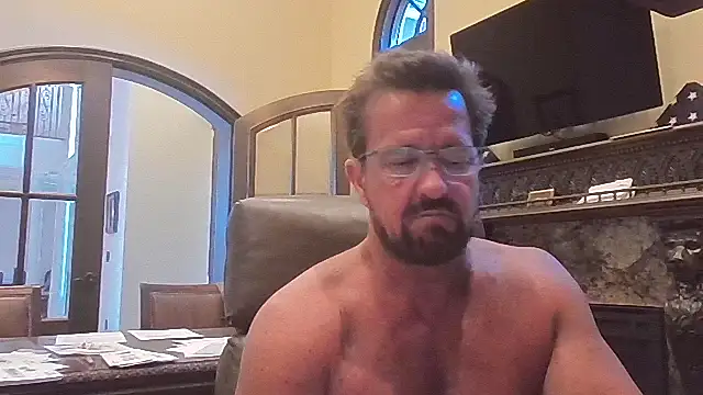 Snapshot of sluttydylan chatting on October 13, 2025, 12:10 am sluttydylan online show from October 13, 2025, 12:10 am