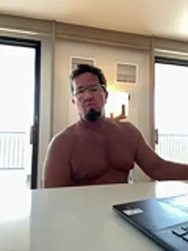 Snapshot of sluttydylan chatting on April 7, 2026, 9:48 pm sluttydylan online show from April 7, 2026, 9:48 pm