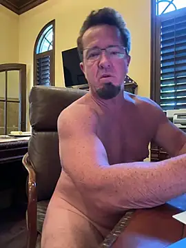 Snapshot of sluttydylan chatting on April 15, 2026, 6:15 pm sluttydylan online show from April 15, 2026, 6:15 pm