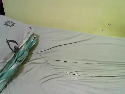 Snapshot of Quincy_joyy chatting on February 22, 2025, 5:34 am Quincy joyy online show from February 22, 2025, 5:34 am