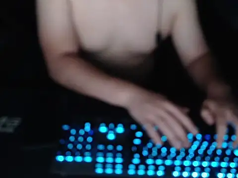 thealfawolf01 online show from January 15, 2026, 11:41 pm