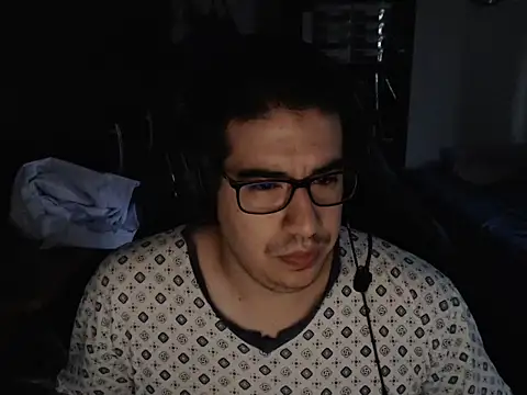 Snapshot of thealfawolf01 chatting on March 3, 2026, 11:49 am thealfawolf01 online show from March 3, 2026, 11:49 am