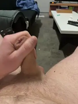 Snapshot of pete4445 chatting on April 15, 2026, 5:42 pm pete4445 online show from April 15, 2026, 5:42 pm