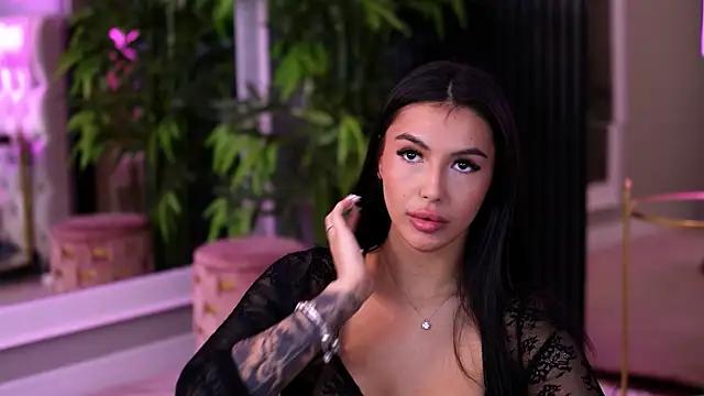 AishaDevoe online show from February 14, 2025, 12:41 am