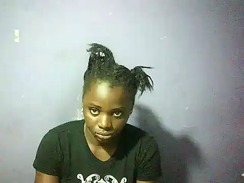 Pretty doll20 online show from March 11, 2025, 3:02 pm