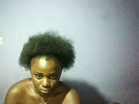 Pretty doll20 online show from March 20, 2025, 4:53 pm