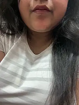 smile pretty online show from February 27, 2026, 5:35 pm