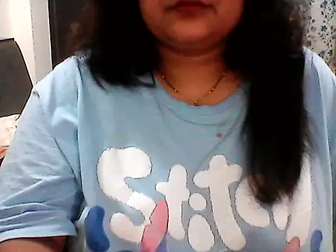Snapshot of smile_pretty chatting on July 8, 2026, 5:39 pm smile pretty online show from July 8, 2026, 5:39 pm