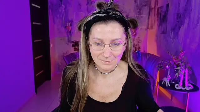 FridaTander online show from January 1, 2025, 3:14 pm