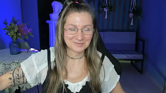 FridaTander online show from January 27, 2025, 3:07 pm