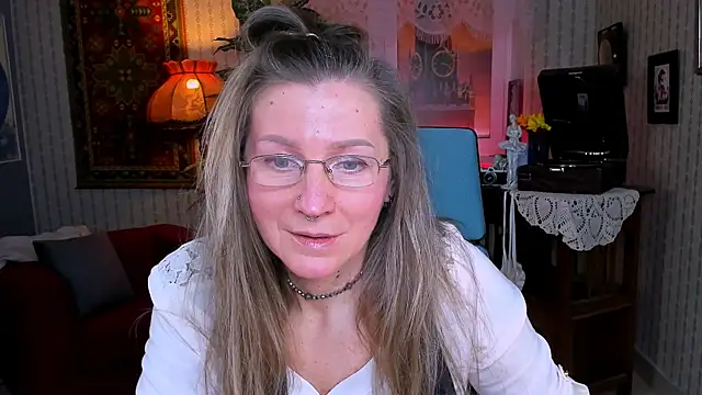 FridaTander online show from February 6, 2025, 9:11 am