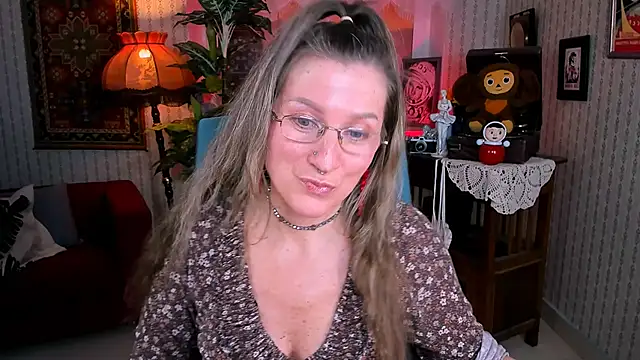 FridaTander online show from February 14, 2025, 3:05 pm