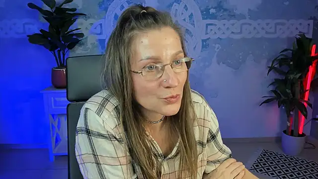 FridaTander online show from February 15, 2025, 3:17 pm