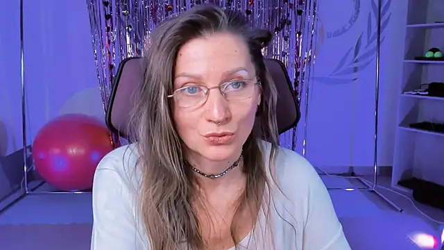 FridaTander online show from February 17, 2025, 12:05 pm
