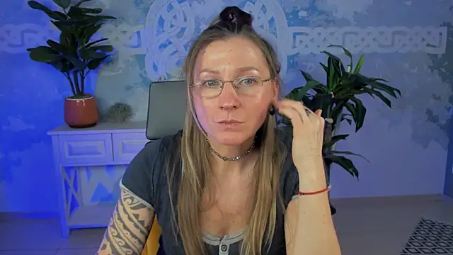 FridaTander online show from February 22, 2025, 12:19 pm