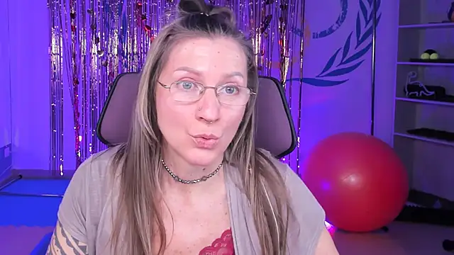 FridaTander online show from February 23, 2025, 3:18 pm