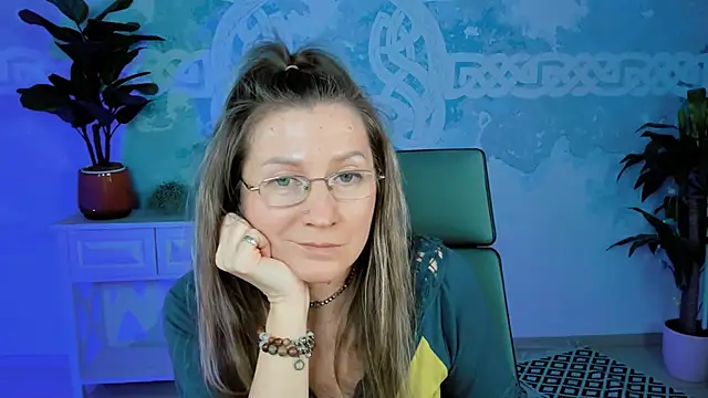 FridaTander online show from March 6, 2025, 7:10 pm