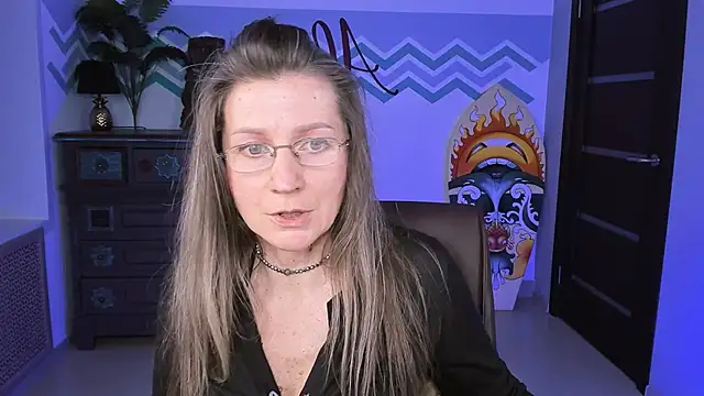 FridaTander online show from March 8, 2025, 7:20 pm