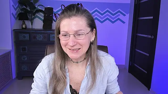 FridaTander online show from March 10, 2025, 9:10 am