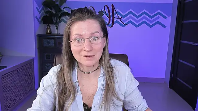 FridaTander online show from March 10, 2025, 3:30 pm