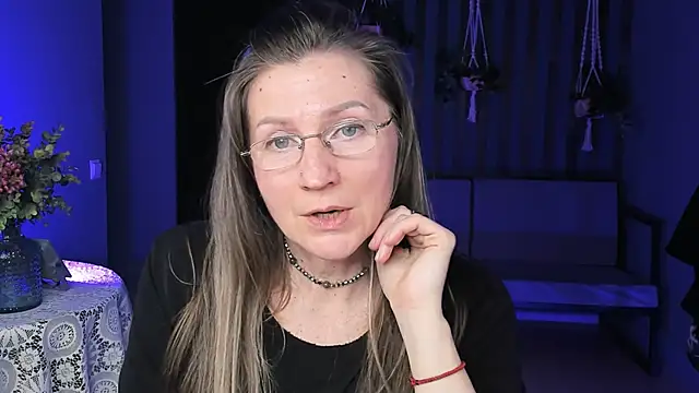 FridaTander online show from March 14, 2025, 7:23 pm
