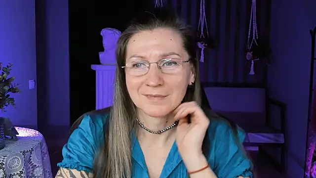 FridaTander online show from March 15, 2025, 1:18 pm