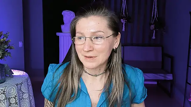 FridaTander online show from March 15, 2025, 7:27 pm