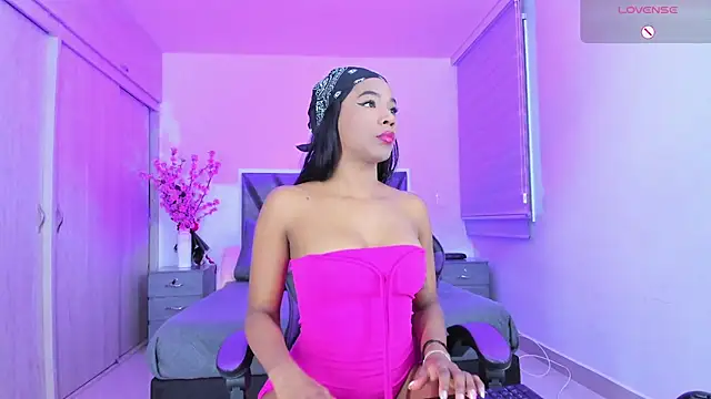 Snapshot of paula__cruzz chatting on July 21, 2026, 5:21 am paula cruzz online show from July 21, 2026, 5:21 am