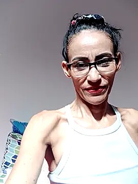 Snapshot of BarbaraMature chatting on July 8, 2026, 2:10 pm BarbaraMature online show from July 8, 2026, 2:10 pm