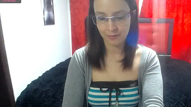 tatysmaturemilf online show from December 12, 2024, 2:11 pm