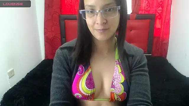 tatysmaturemilf online show from December 26, 2024, 2:37 pm