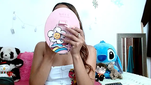 kendallsweet7 online show from February 7, 2025, 8:20 pm