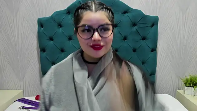 BrithneyLee  online show from December 2, 2024, 4:20 pm