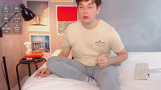 Snapshot of Elio555 chatting on October 29, 2025, 12:07 pm Elio555 online show from October 29, 2025, 12:07 pm