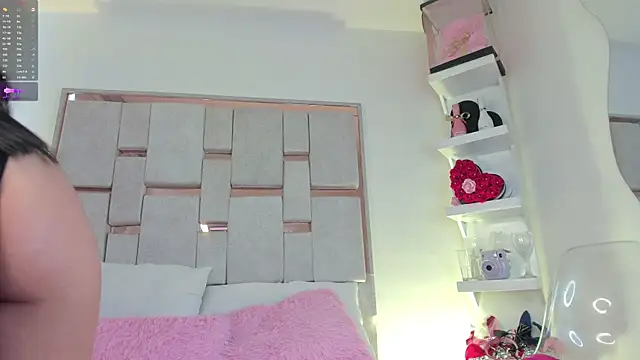 Snapshot of kristel_s chatting on October 10, 2025, 7:02 pm kristel s online show from October 10, 2025, 7:02 pm