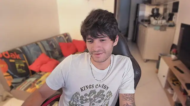 justin stark7 online show from November 1, 2025, 9:50 pm