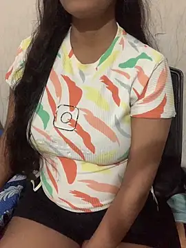 hottiess69 online show from October 7, 2025, 5:21 pm