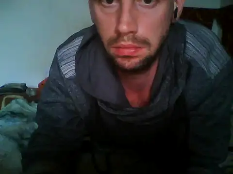 Snapshot of Rejtelmesest chatting on November 9, 2025, 1:20 pm Rejtelmesest online show from November 9, 2025, 1:20 pm