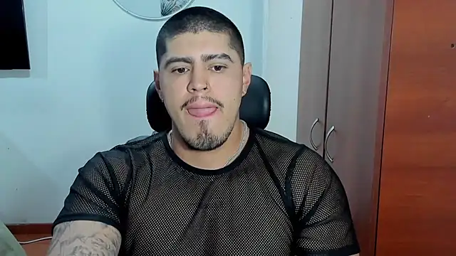 Baltazar Dupont online show from November 10, 2025, 10:47 am