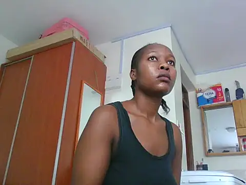 Snapshot of sexy_barbie2024 chatting on October 6, 2025, 12:02 pm sexy barbie2024 online show from October 6, 2025, 12:02 pm