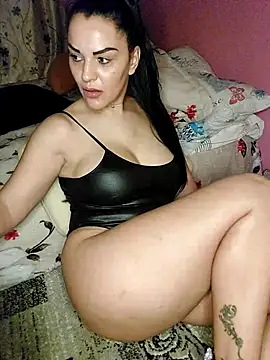 MeaHarpe online show from March 10, 2025, 10:24 pm