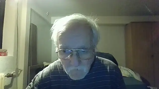 Snapshot of Sammy1660 chatting on March 2, 2025, 5:01 am Sammy1660 online show from March 2, 2025, 5:01 am
